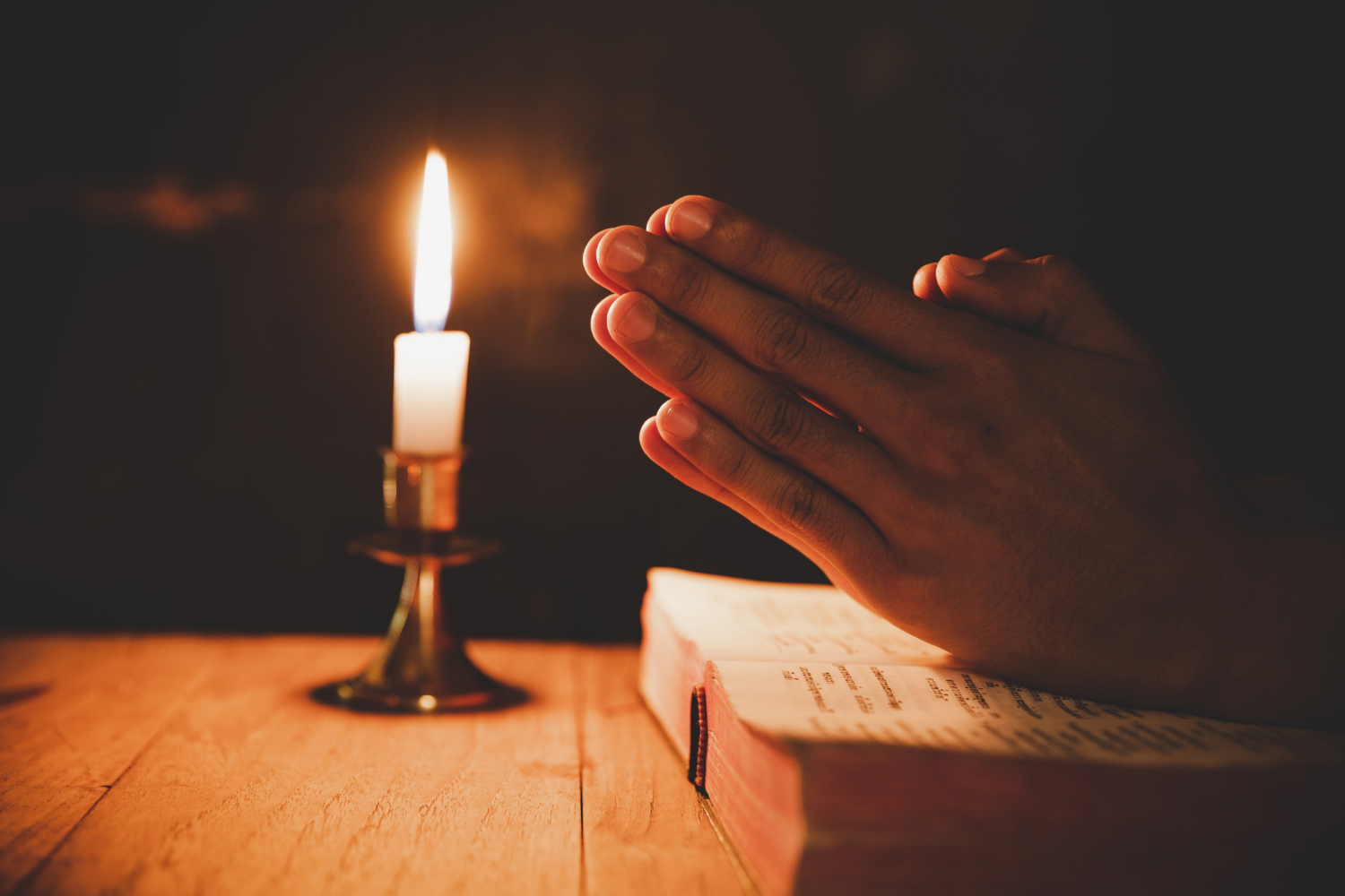 light candle pray